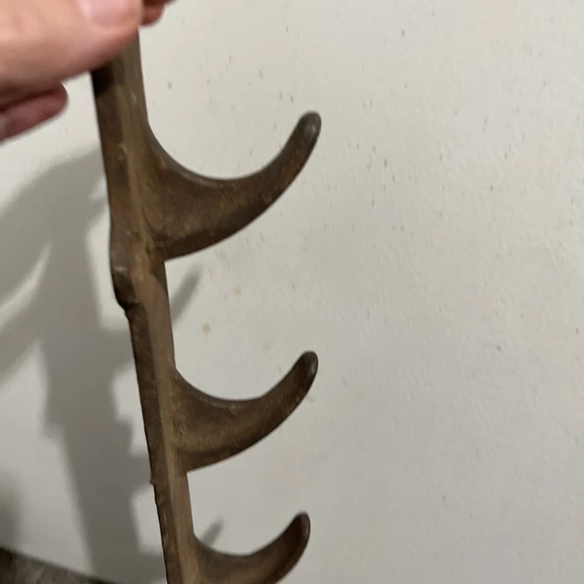 Antique Cast Iron Barn Horse Tack Harness Wall Rack Holder Farm Angled Tool Hook 7