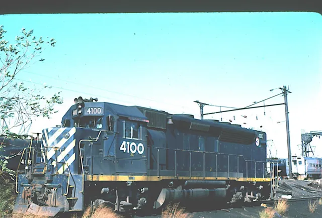 NJDOT 4100 GP-40P, S Amboy, NJ, 10/79; Kodachrome Original