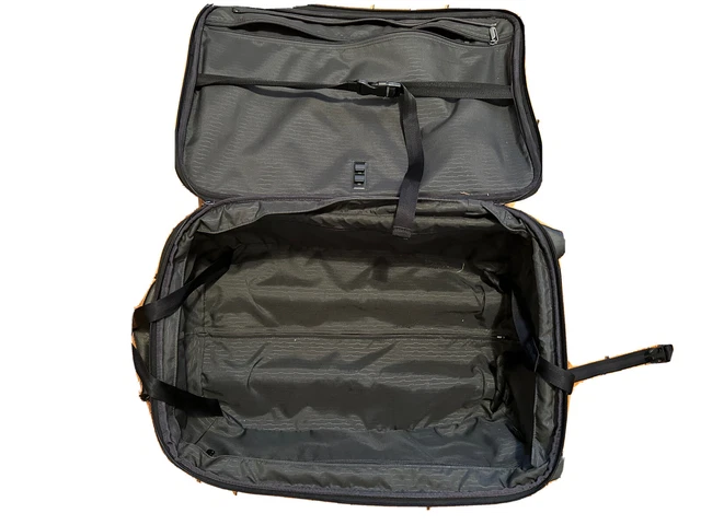 Tumi T-Tech Presidio Park 2-Wheel Carry-On Suitcase Bag USED 8