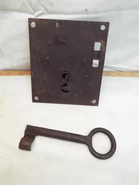 Primitive Blacksmith Hand Forged Iron Door Lock Skeleton Key Colonial