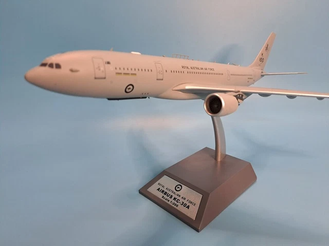Modèle Réduit Airbus A330-301 Air Inter F-GMDB - Échelle 1/200 Avec Support - WB Models - Neuf