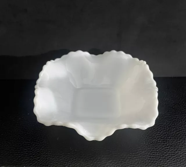 VTG White Milk Glass Diamond Pattern/Ruffled Edge Trinket Candy Dish