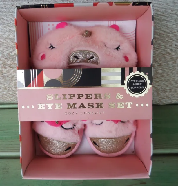 New Girls Pig Eye Mask & Grip Slippers - F.A.O. Schwarz -Plush Giltter - $29.99