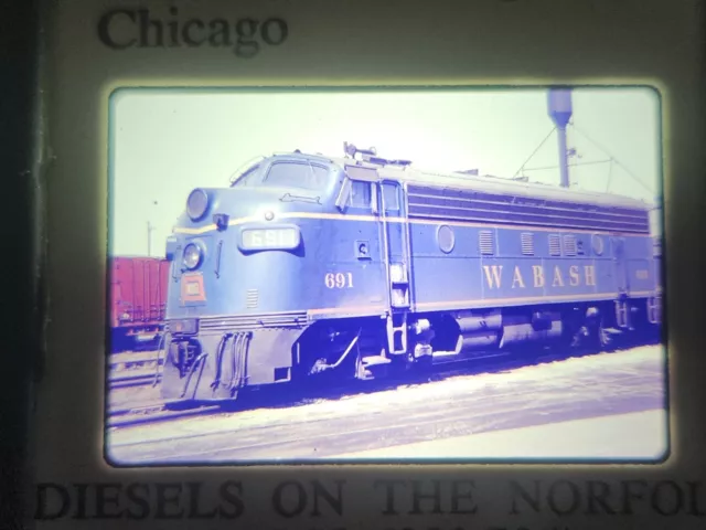 35mm Photo Slide Railroad Train Wabash EMD-F7A No.691 Chicago Vtg duplicate