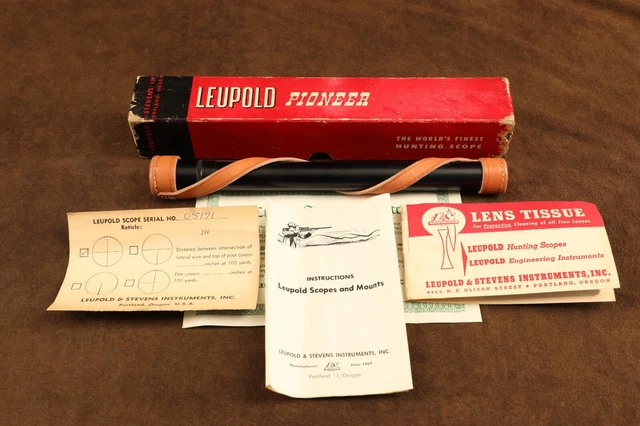Leupold Vintage Pioneer 2.5x17mm Black Crosshair Rifle Scope In Box 05171 Leupold Vintage Pioneer 2.5x17mm Black Crosshair Rifle Scope In Box 05171