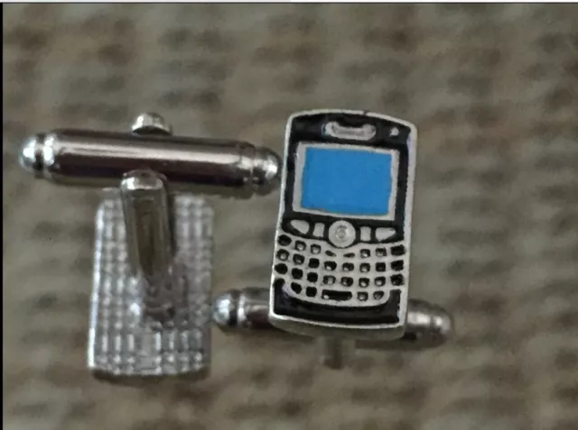 Mobile Phone Novelty Cufflinks...nice Men's / Women’s Gift....... Free Pouch