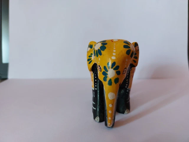 Hand Made Wood Elephant Sculpture Lucky Statue Hand Carved Wooden Figurine