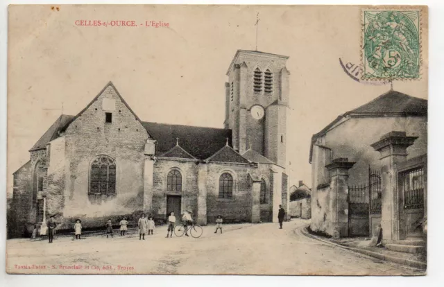 CELLES SUR OURCE  Aube CPA 10 l'église groupe d'enfants