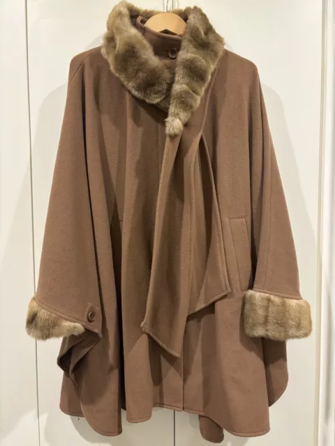 Damo Donna Cashmere Wool Cape Poncho With Fur Trim Italy One Size