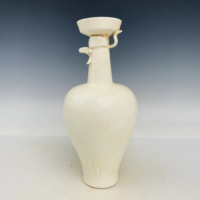 12.4" China Old Porcelain Song dynasty ding kiln White flower Chicken head Vase