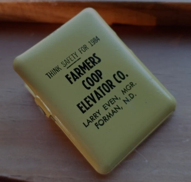 VINTAGE 1984 FARMERS COOP Elevator Co. Forman, N.D Advertising Metal