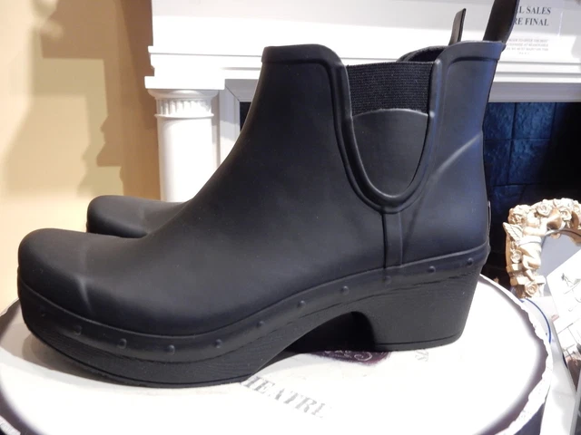 Dansko rosa on sale rain boots