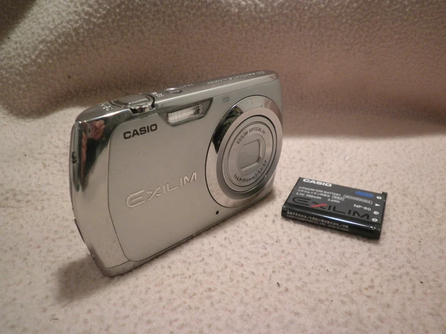 Fotocamera Digitale Casio Exilim Ex-Z350 Guasta Per Ricambi