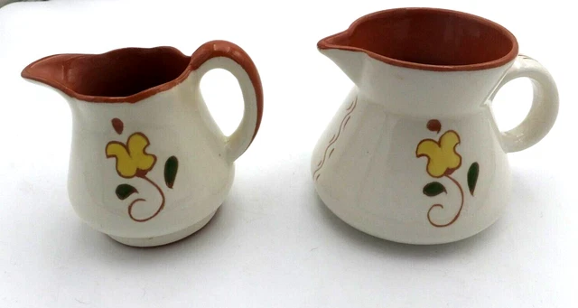 Ruth Price Pennsylvania Dutch "Motto Ware" Pair of Pitchers