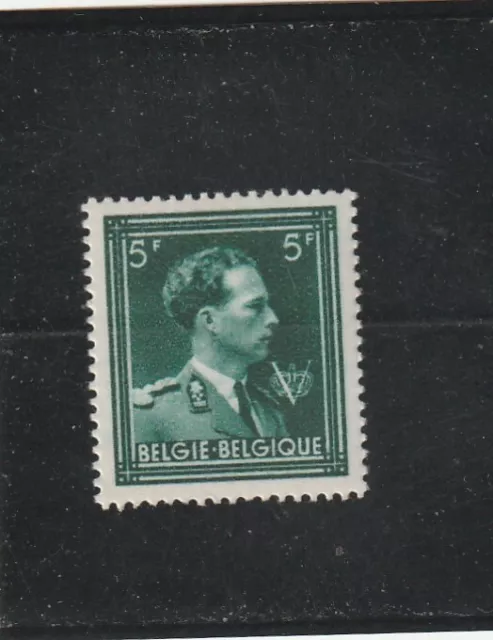 L5275 BELGIQUE TIMBRE N° Y&T 696 de 1945 " Léopold III " NEUF*