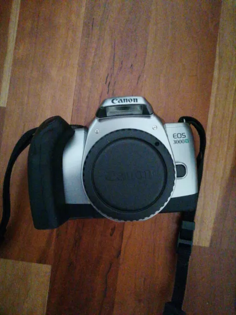 Canon EOS 300V 35mm Spiegelreflexkamera nur Gehäuse