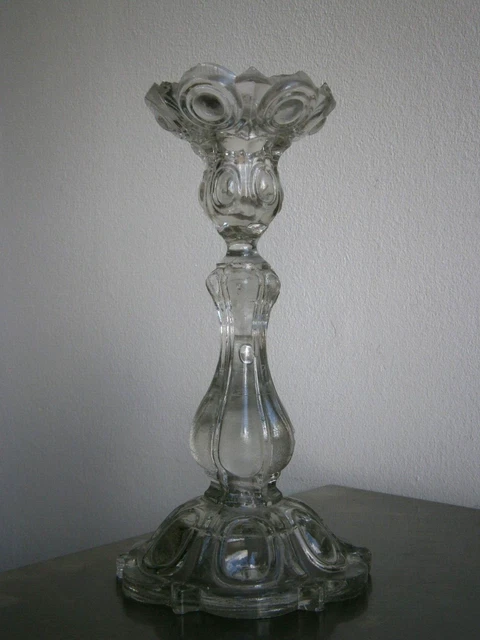 Bougeoir chandelier vintage en verre pressé moulé Portieux