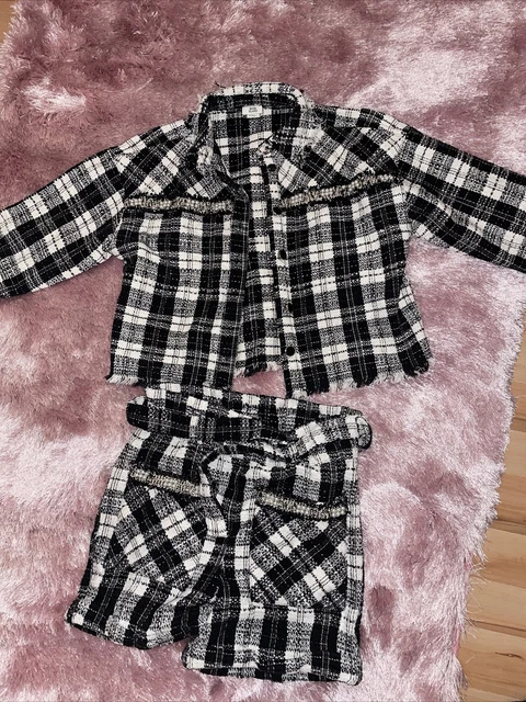Set giacca e pantaloncini ragazze River Island età 7-8