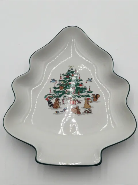 Exclusive Ed. Ming Pao. Small Woodland Animals Christmas Tree Candy Dish Plate