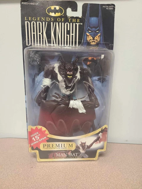 Batman Legends of the Dark Knight Man-Bat with Massive Attack Wings 1997