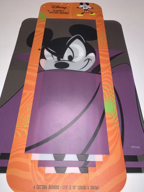 "Tablas de cortar flexibles de Disney Mickey as Drácula para Halloween paquete de 4 11,5""x15"""