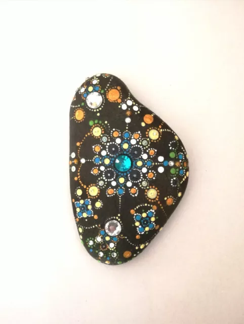 sasso dipinto a mano mandala stone con glitter  colori acrilici pietra gioiello