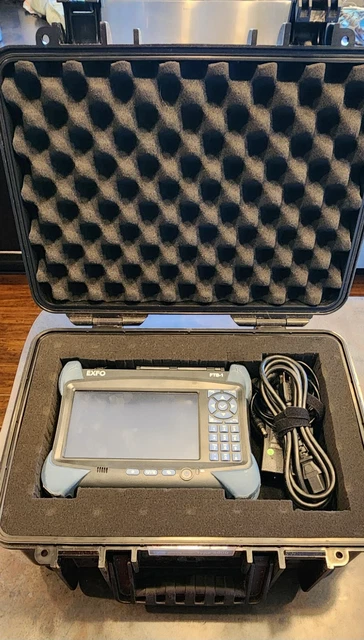 EXFO FTB-1 w/ FTB-720-23-EA 1310/1550 OTDR, Hard Case, and FIP-400-P probe