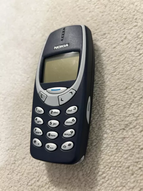 nokia 3310 mobile phone and case