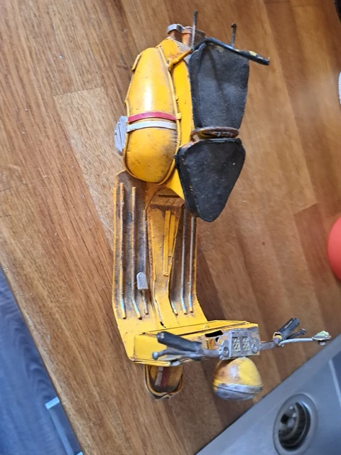 Blechspielzeug Vespa Alt