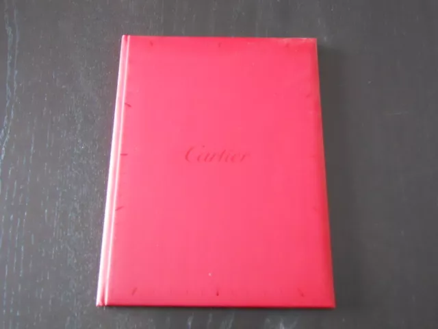 CARTIER brochure catalogue collection montre Femme de luxe 2010 hard book bijoux