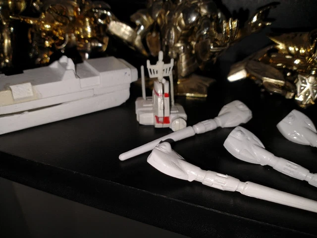 Robotech SDF-1 FORTRESS Vintage recast small parts antennas lot other parts Robotech SDF-1 FORTRESS Vintage recast small parts antennas lot other parts