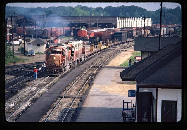 Illinois Central Gulf ICG IC McComb Action Scene - Original Kodachrome Slide
