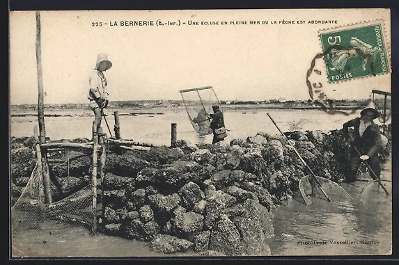 CPA PORNIC, COTE de la Noeveillard et Route de Sainte-Marie 1917 EUR 5