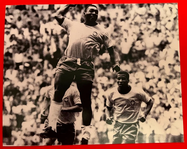 Pelé, c'est le Football par François Thébaud Miroir du Football