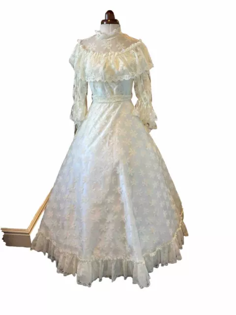 Vintage 1970’S Edwardian Style Dark Ivory Lace Wedding Dress