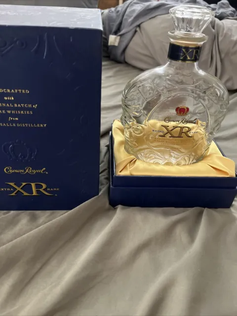 Crown Royal Canadian XR Blue Box Enclosed Gold Satin Lining (empty Bottle)