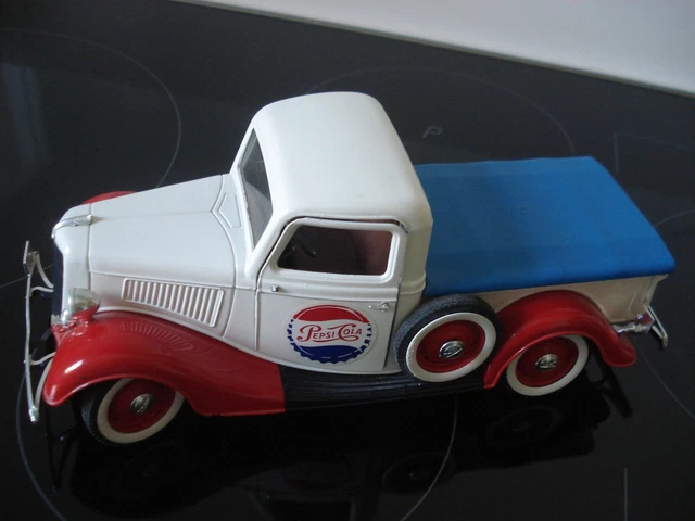 RARE SOLIDO RENAULT EXPRESS DIAC CREDIT RENAULT SPORT 1994 VERT METAL 1