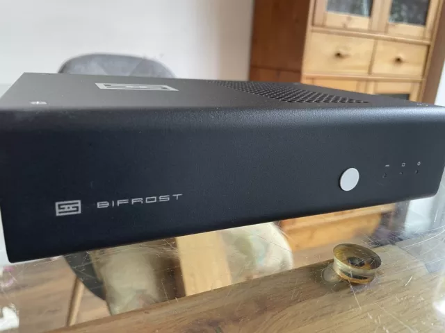 Schiit Bifrost DAC, AKM 4490 with Gen 5 USB, Excellent Condition, Boxed