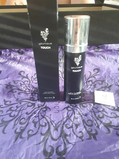 Fondotinta spray Younique all'ombra CHIFFON.