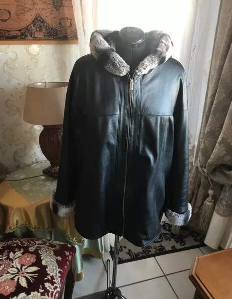 Moderne, sehr warme Leder Damenjacke, Winterjacke mit Kapuze, Pelz, Größe 42-46