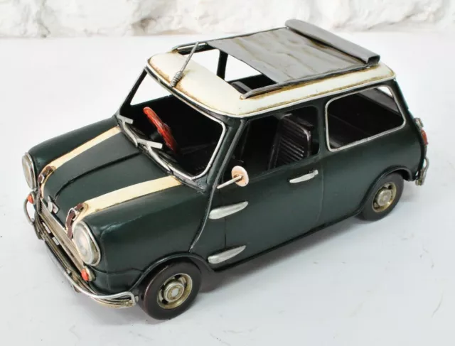 Métal Art Boite Modèle - Mini Cooper 1;18 Echelle Vert + Blanc Toit Figurine