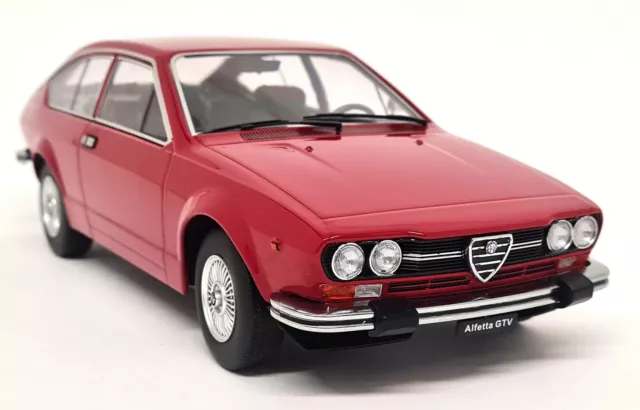 KK 1/18 Alfa Romeo Alfetta GTV 2000 1976 Red Diecast Scale Model Car