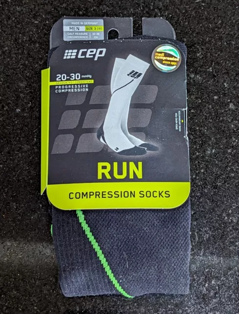 CEP Progressive Compression Run Socks 20-30 mmHg Mens Size 3 Black Lime