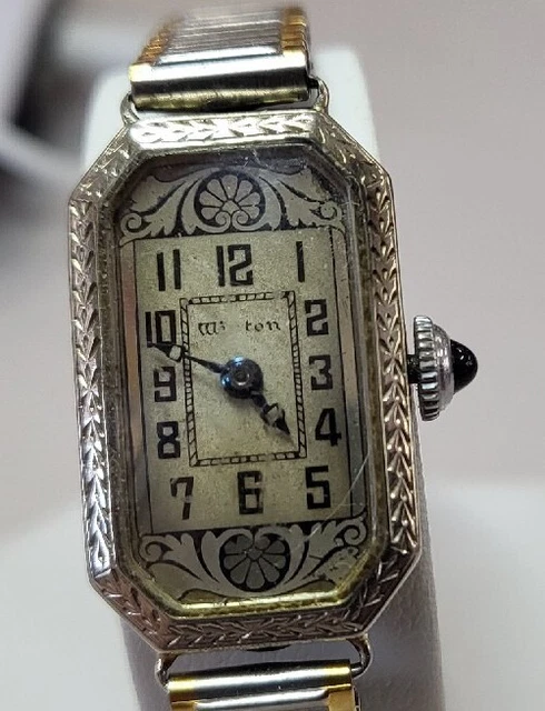 Vintage Art Deco Winton Ladies Wind Up Wrist Watch W Speidel Stretch Band