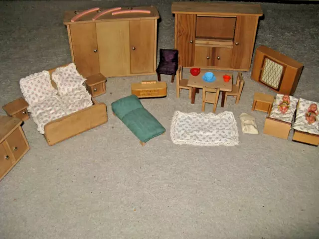 Konvolut antike Puppenmöbel Möbel Puppenhaus
