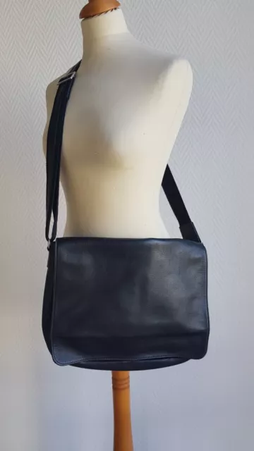 superbe sac besace TEXIER cuir noir multipoches