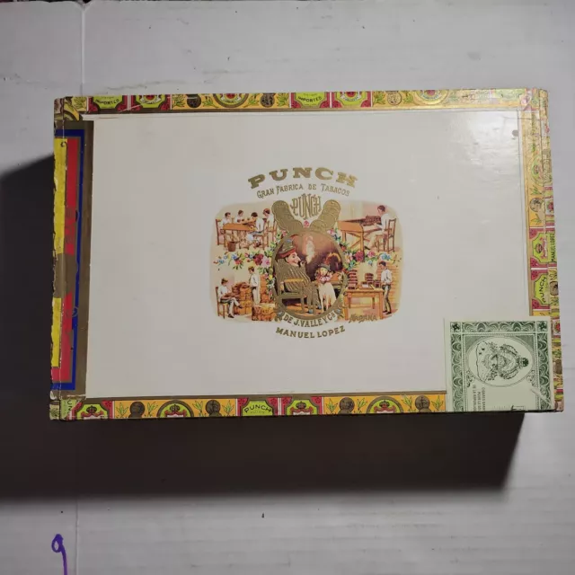 Corona Cigar Empty Box Punch "Gran Fabrica De Tabacos"  Honduras JJ
