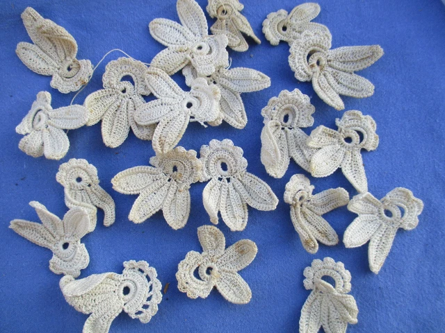 20 éléments dentelle main au crochet point d'Irlande anciens 1900 3.5 x 3.5 cm A