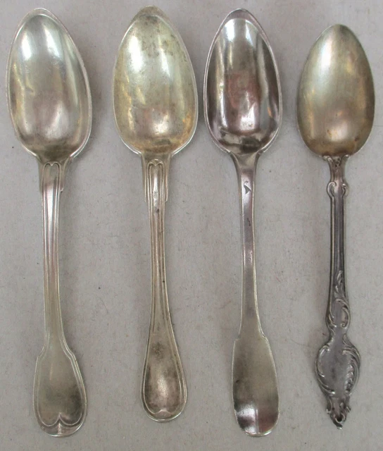 Lot De 12 Petites Cuillères Anciennes En Argenterie - Moka/café - état Correct