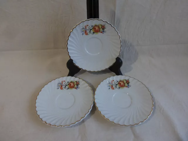 3 soucoupes de tasses,faïence kg lunéville